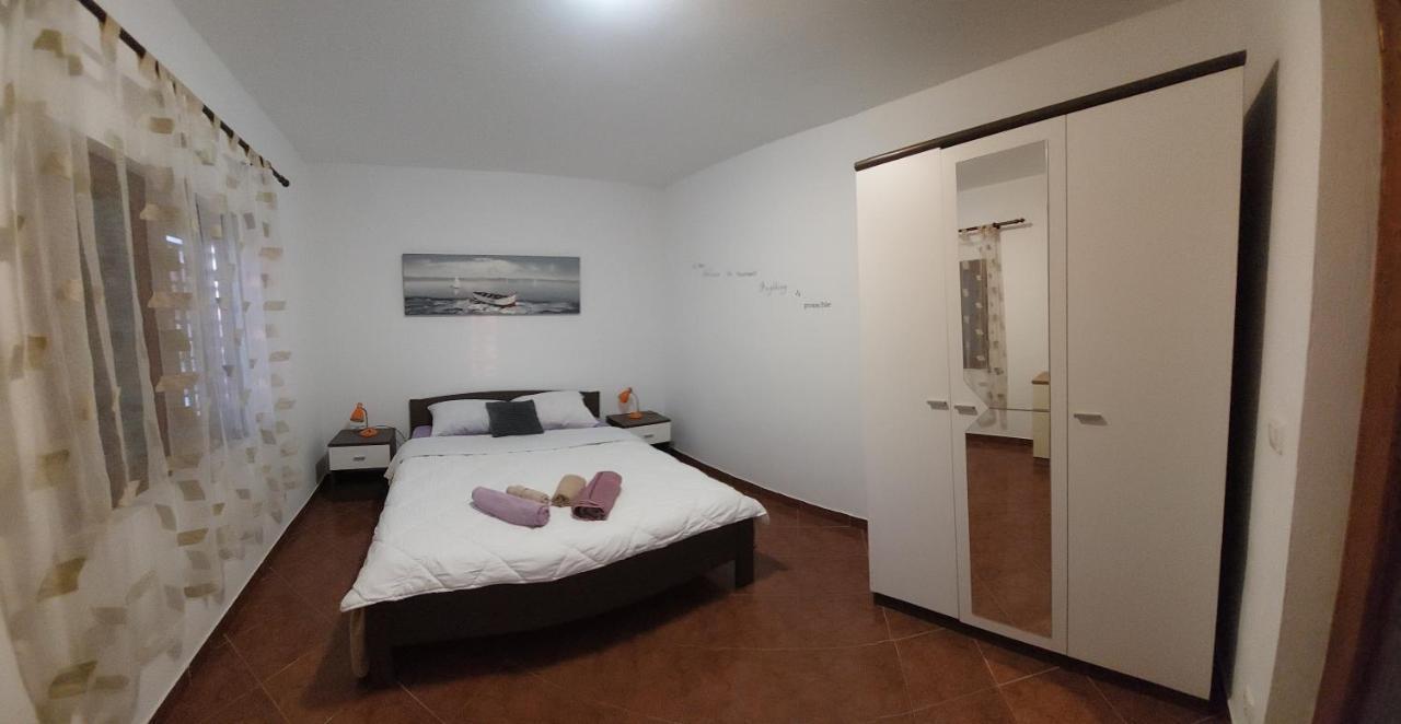 Ferienwohnung Apartman Vukoja Pakoštane Exterior foto